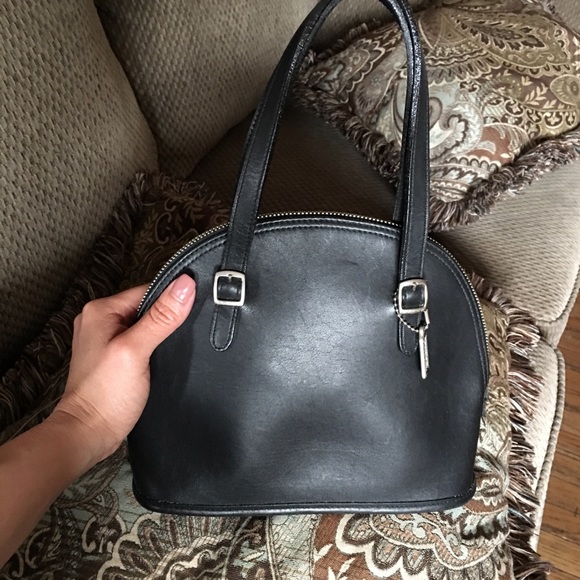 Authentic Coach leather bag πΈππ - Picture 7 of 8